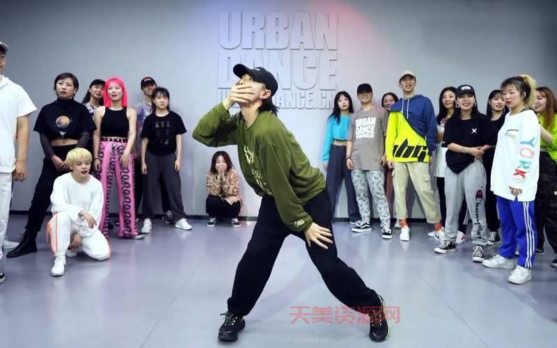 Krump舞蹈怎么跳？新手小白也能轻松学会！